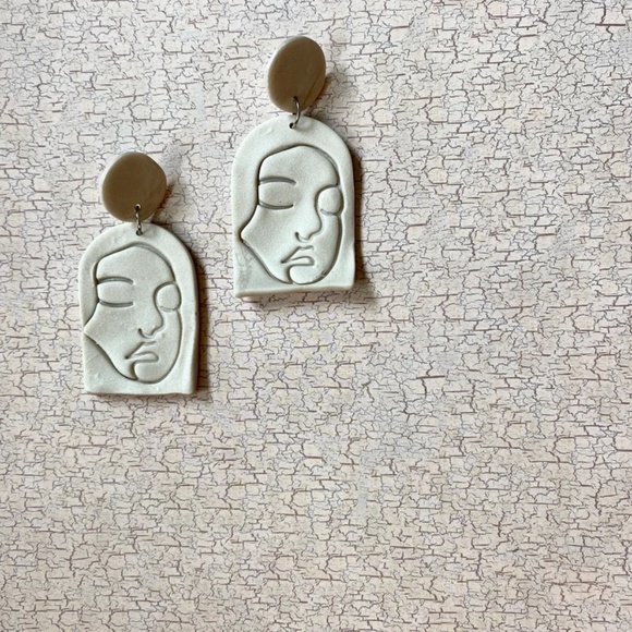 Handmade Clay Earrings | Face Outline Statue | Pearl White | Push Backs - Picture 2 of 7